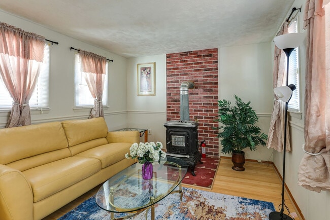 Photo - 3912 Bishopmill Dr Unit SI ID1587979P