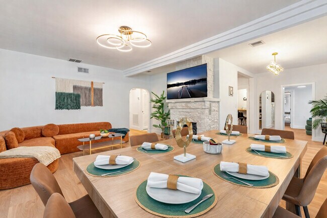 Photo - 1336 NE 14th Ave Unit SI FL1-ID1475647P