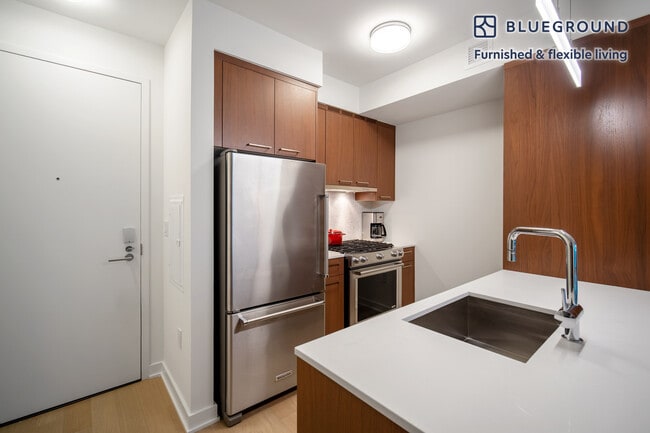 Photo - 28 K St SE Unit FL10-ID125