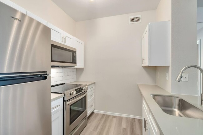 Photo - Tides at Eastchase