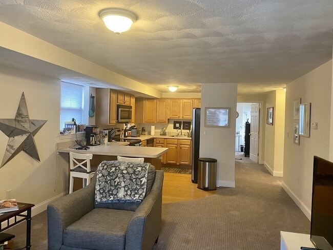 Building Photo - 113 Porter St Unit 1