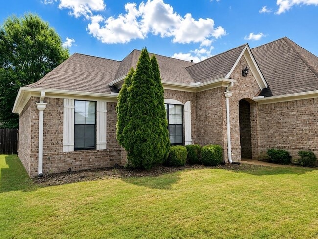 Photo - 1398 Sawmill Creek Ln