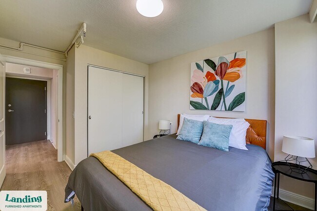 Photo - 305 Dr. M.L.K. Jr St S Unit 222