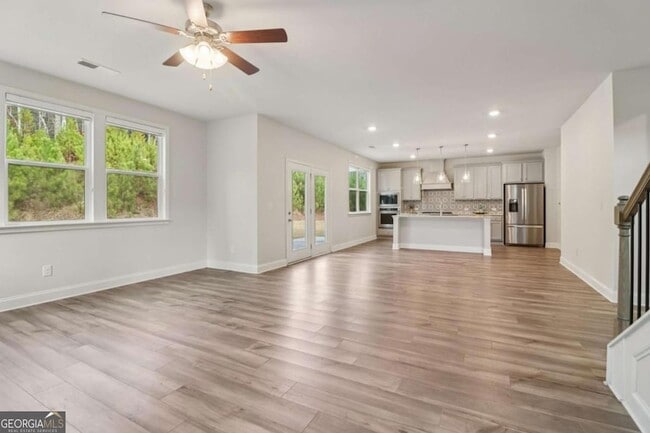 Photo - 3507 Creek Hollow