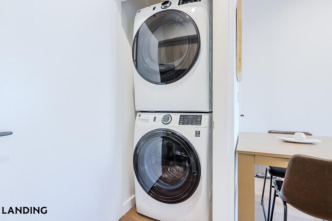 Photo - 2623 Keene St Unit 664