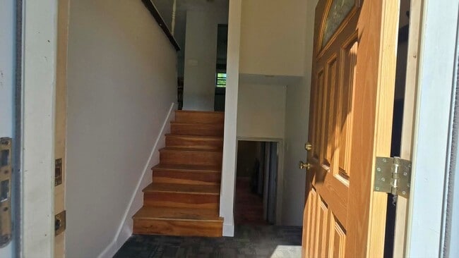 Photo - 503 Tolend Rd