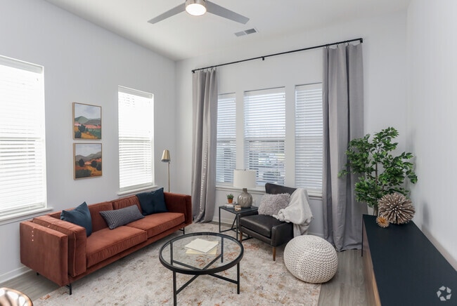 1BR, 1BA - 794 SF - Pullman Pointe