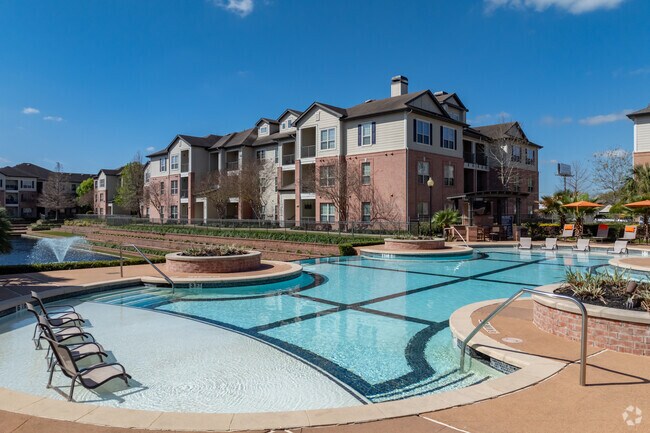Pool - Halcyon West