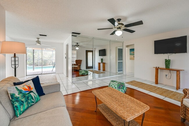 Photo - 4261 Pearl Harbor Dr Unit SI ID1307430P