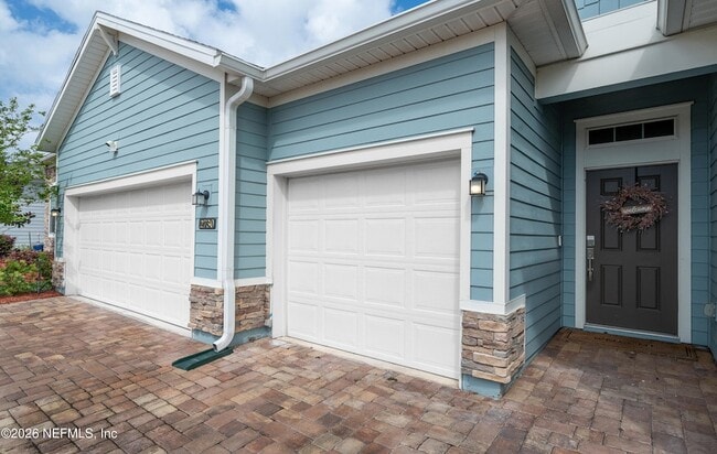 Photo - 2730 White Cedar Ln