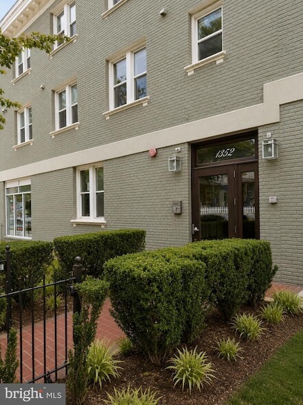 Photo - 1352 Longfellow St NW Unit 206