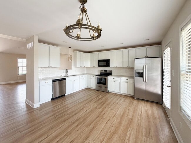 Photo - 1140 Orchard Dr