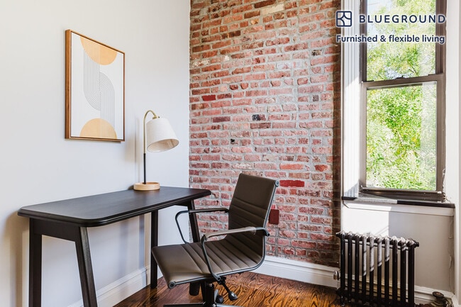 Photo - 309 E 8th St Unit FL4-ID1645