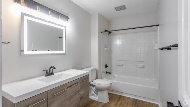 2BR,1.5BA,-1500SF Premium Lakeview - Grand Lake