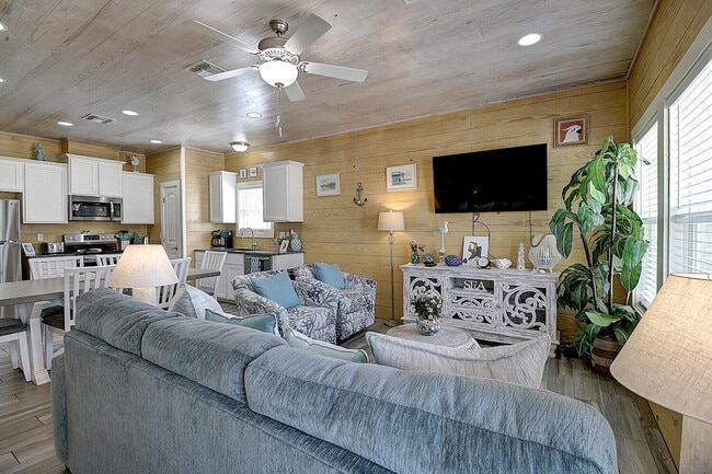 Photo - 1617 S Station St Unit SI ID1023205P