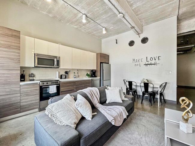 Photo - 555 Evergreen St Unit ID1231714P