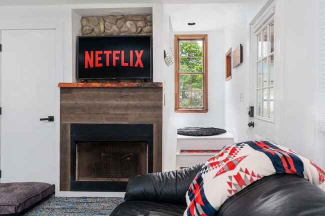 Photo - 10904 NY-73 Scenic Unit ID1302141P