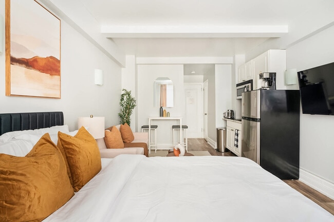 Photo - 240 W 73rd St Unit ID1028646P