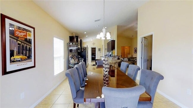 Photo - 1296 Lexington Manor SW