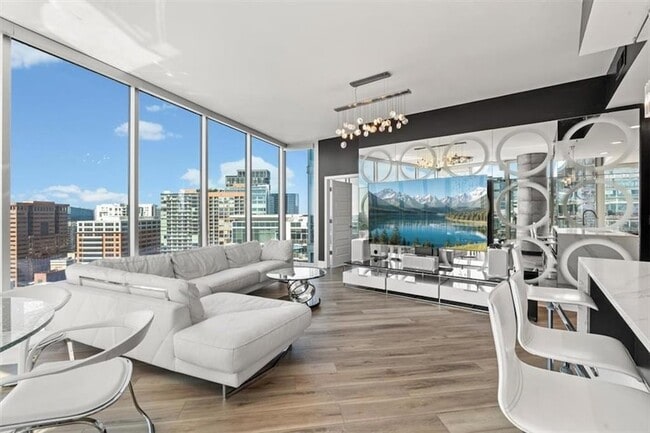 Photo - 1080 Peachtree St NE Unit 2110