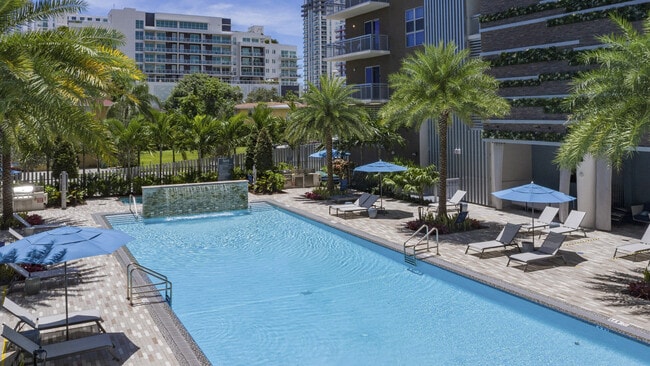 Photo - Blu27 at Edgewater