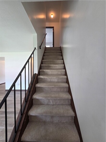 Photo - 111 E Pike St