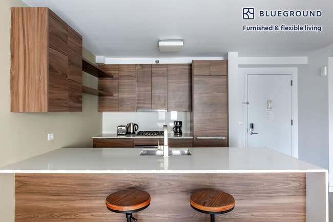 Photo - 171 Suffolk St Unit FL6-ID1432