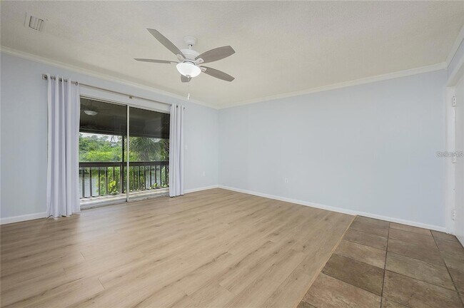 Photo - 2608 Hidden Lake Dr N