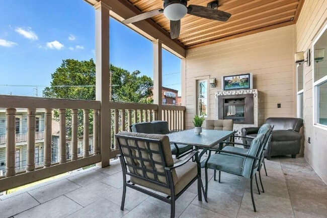 Photo - 1818 Carondelet St Unit SI FL3-ID1269243P