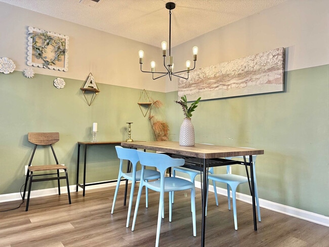 Photo - 1275 Sweet Pine Dr Unit ID1299389P