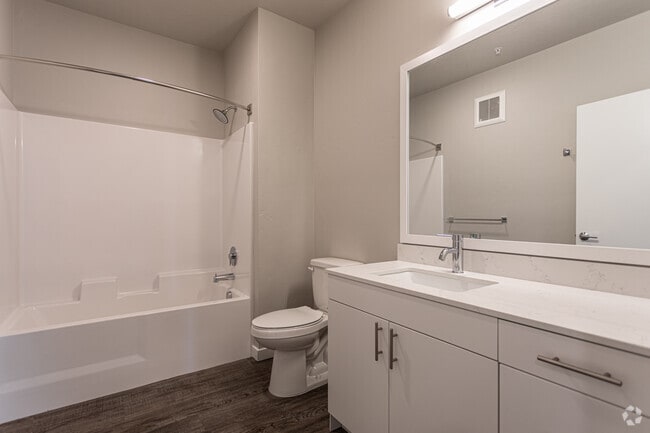 Photo - Jules on 3rd