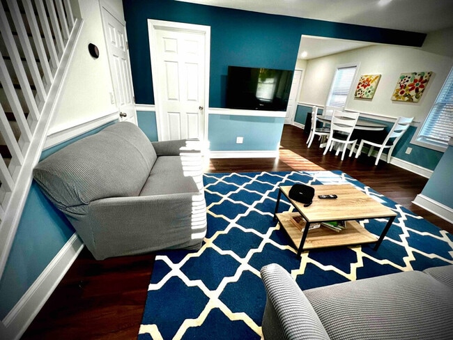 Photo - 1594 Main St Unit SI ID1380183P