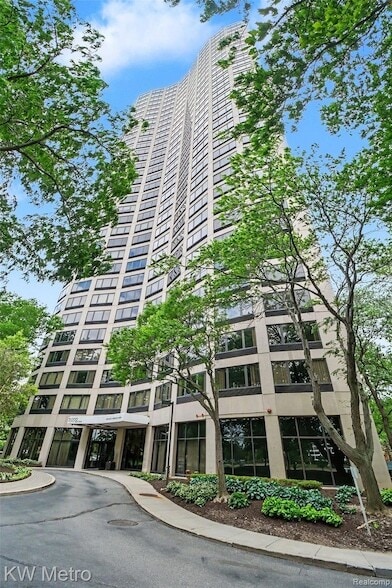 Building Photo - 5000 Town Center Unit 2906