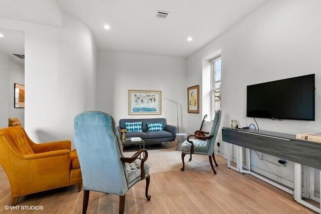 12 Main St Townhome Irvington - Image