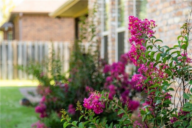 Photo - 3778 Prince Philipe St