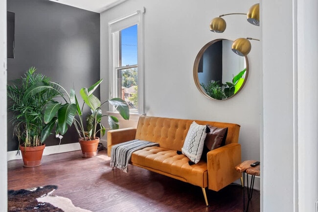 Photo - 241 W Water St Unit ID1265607P