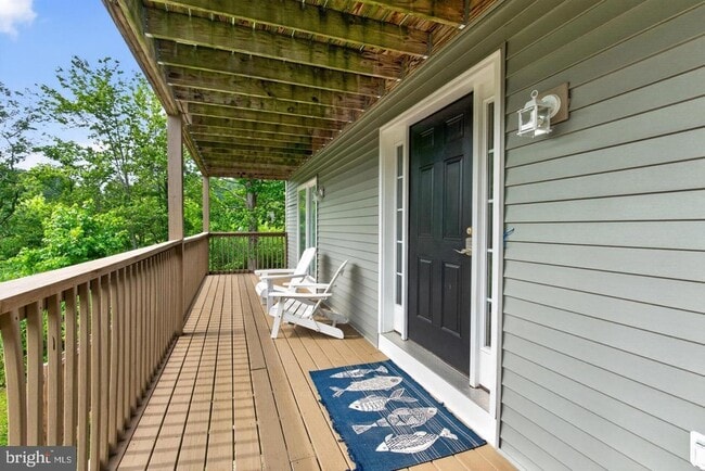 Photo - 21186 Chesapeake Ave