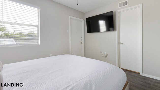 Photo - 130 Camino De Oro Unit 601