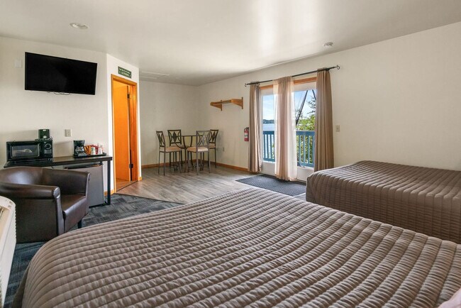 Photo - 228 E State St Unit SI ID1622817P