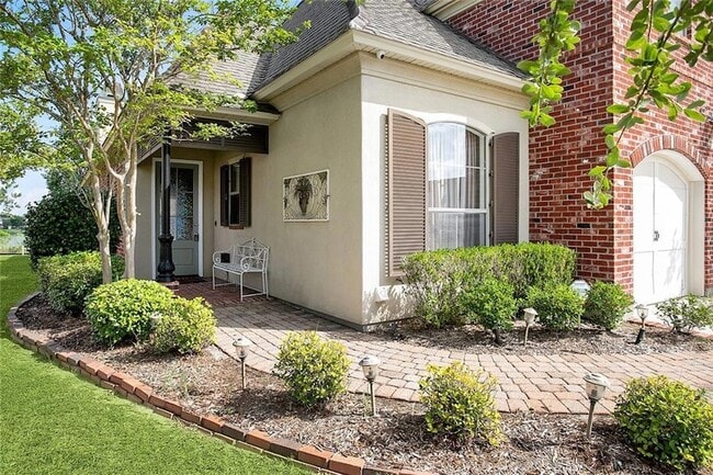 Photo - 109 Grand Champions Ln