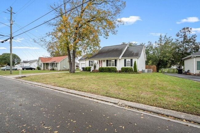 Photo - 2403 Medford Campbell Blvd