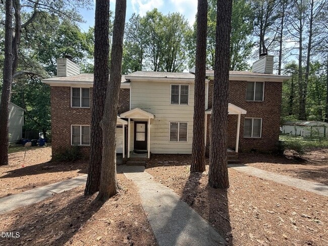 Building Photo - 925 Hearthridge Ct