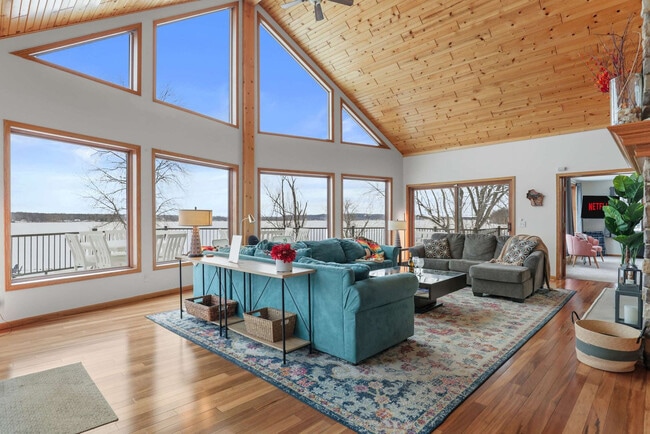 Building Photo - 222 Grouse Dr Unit ID1369279P