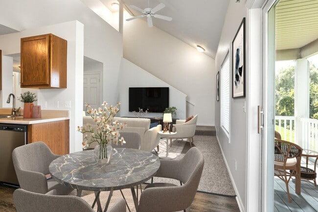 Photo - Eagle's Nest Apartments