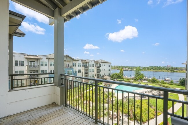 Photo - Sawmill Point