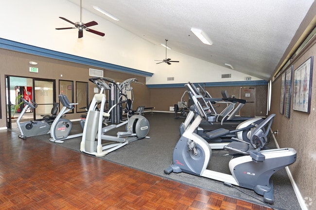 Photo - Heron Pointe Apartments & Townhomes