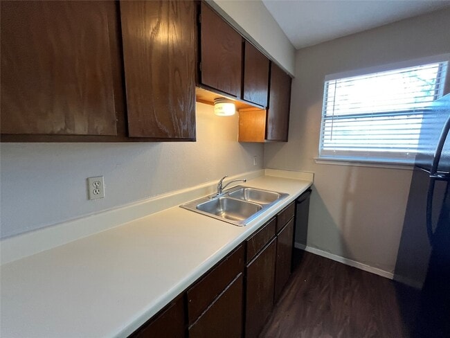 Photo - 2526 W Prairie St Unit 108
