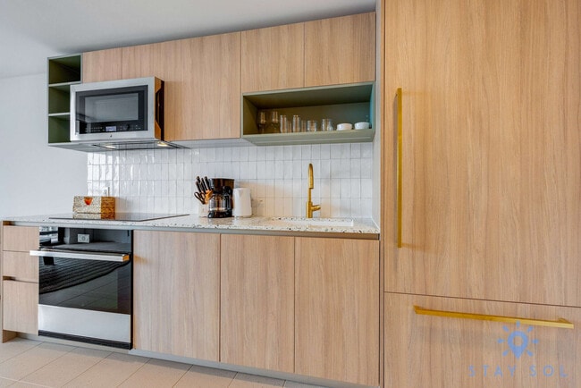 Photo - 601 NE 1st Ave Unit ID1227488P