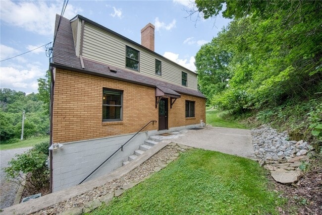 Building Photo - 4465 Mt Troy Rd Ext Unit 2