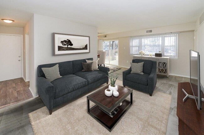 Photo - Kings Manor Apartment Homes